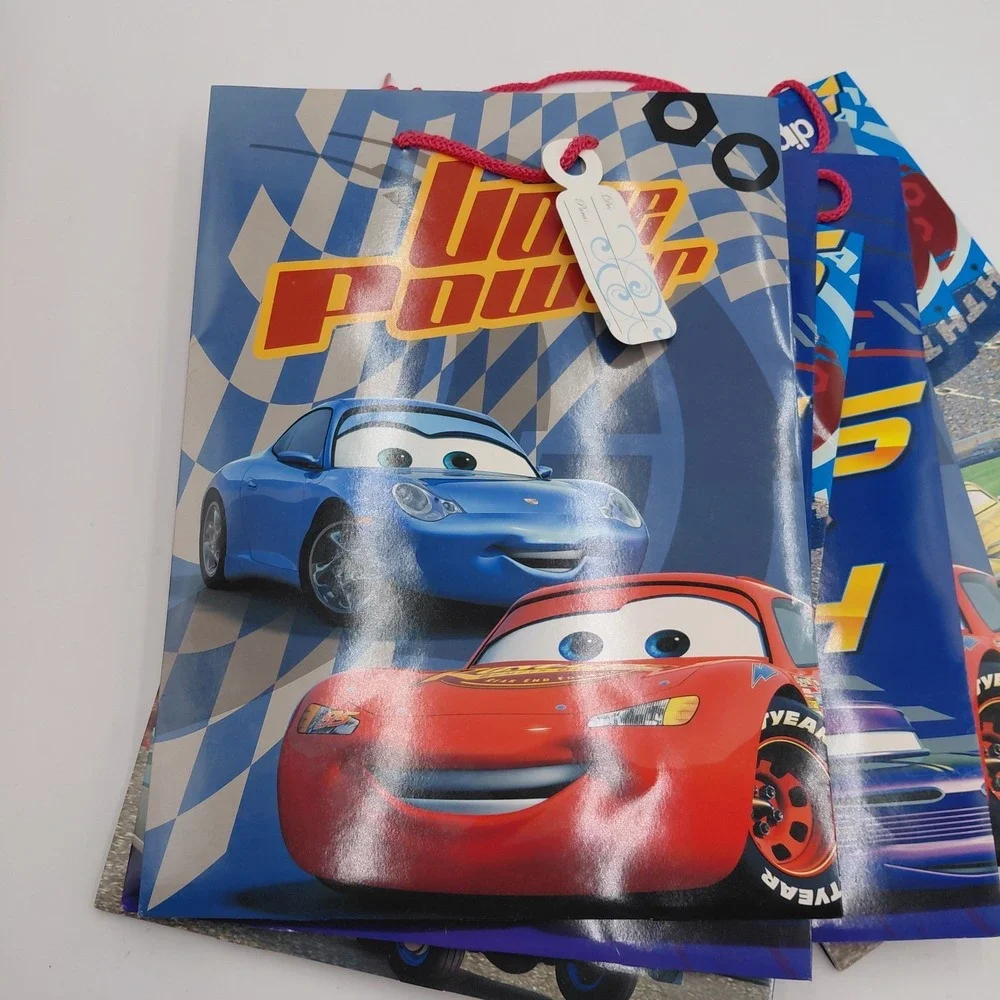 Disney PIXAR Cars 9 Present Giftbags NEW 14
